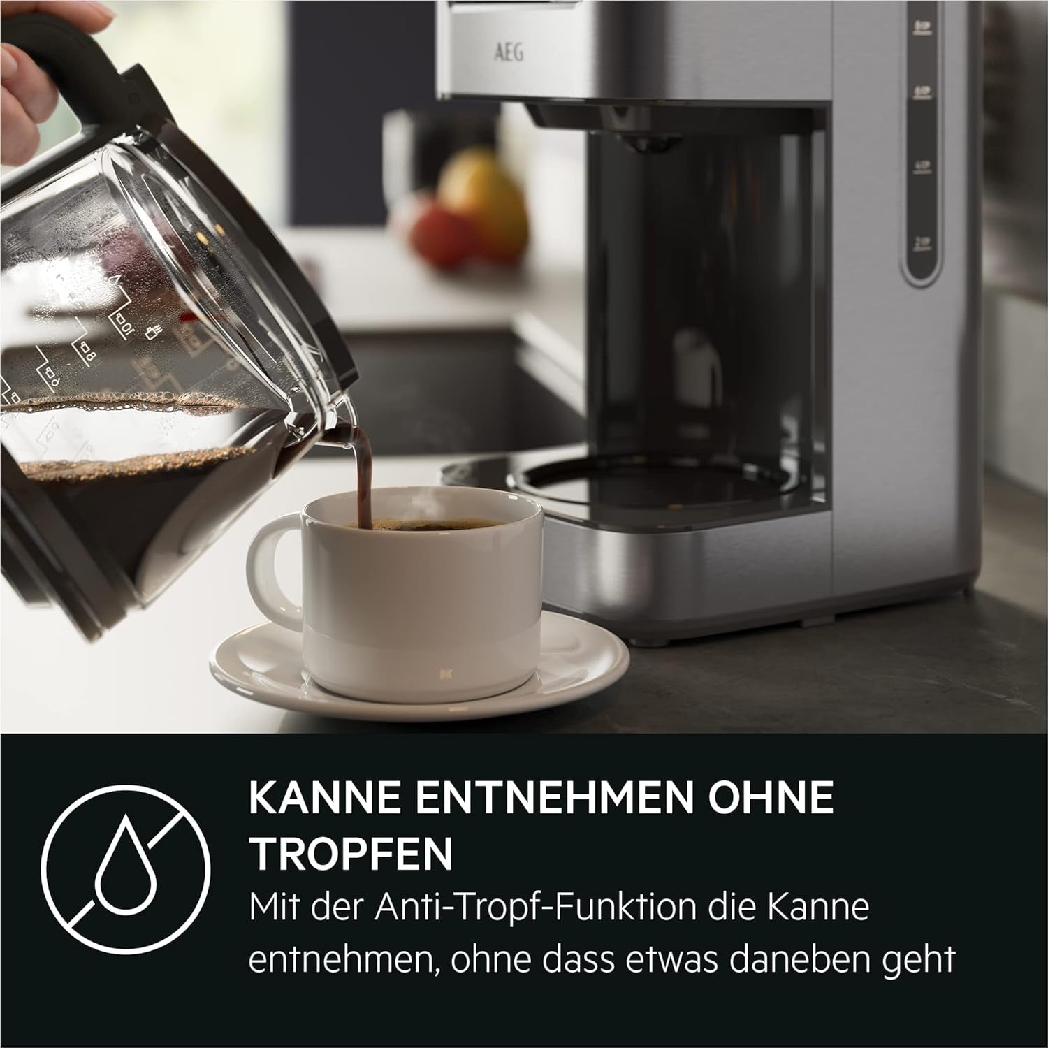 Macchina per caffè espresso AEG Deli 5, 1,5 l, timer programmabile, funzione di mantenimento in caldo, arresto di sicurezza, indicatore del livello dell'acqua, dosaggio ottimale, funzione antigoccia, acciaio inossidabile, CM5-1-6ST