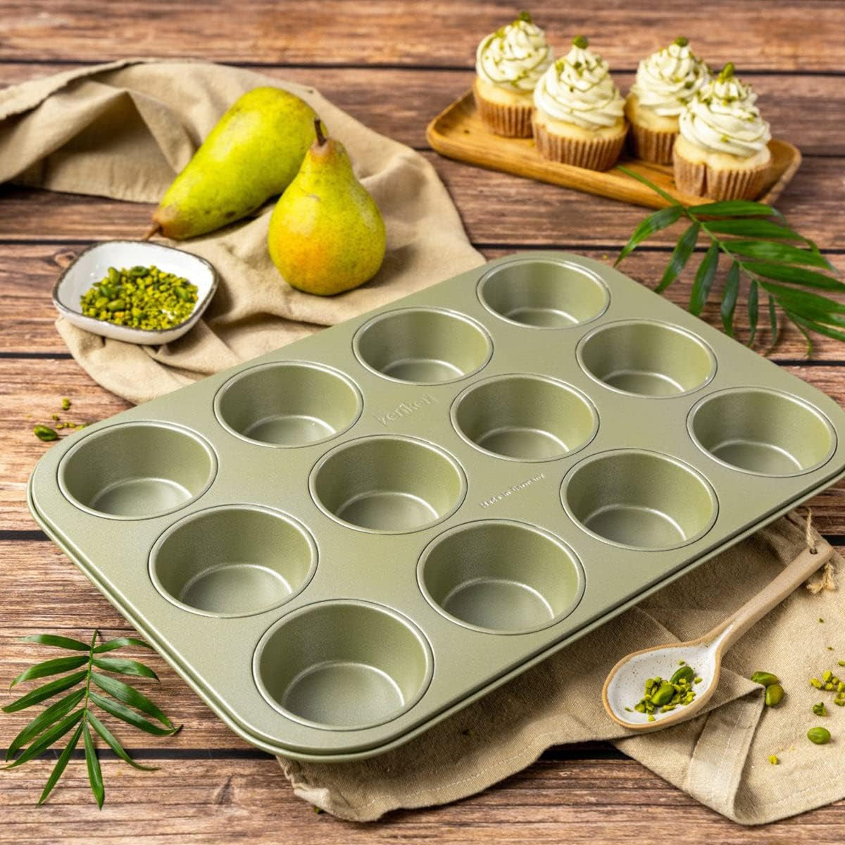 Zenker Muffinform Für 12 Stück – Ressourcenschonende und Klimaneutrale Backform Für Muffins Und Cupcakes – 12Er Muffinblech Mit Veganer Antihaftbeschichtung Stampi e vassoi per cuocere Naty Shop