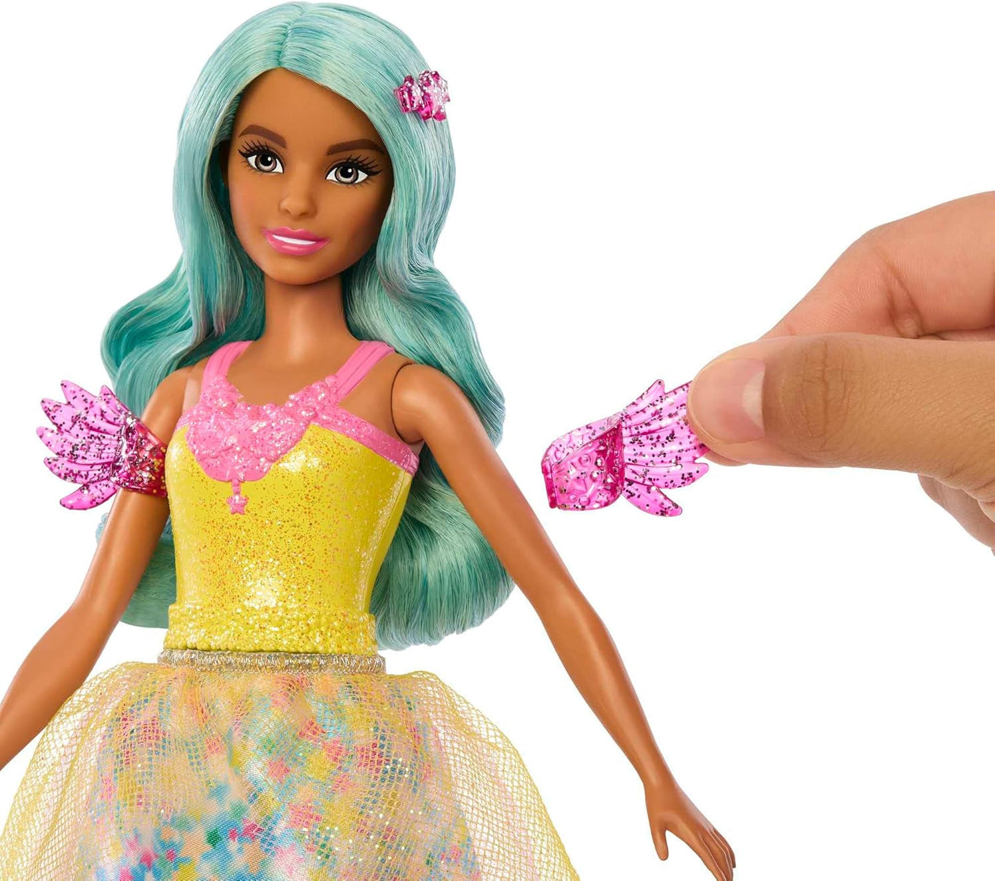 Barbie Magia Nascosta - bambola Teresa con abito da fata, capelli ondulati e pettine per una divertente acconciatura, dai 3 anni in su, HLC36
