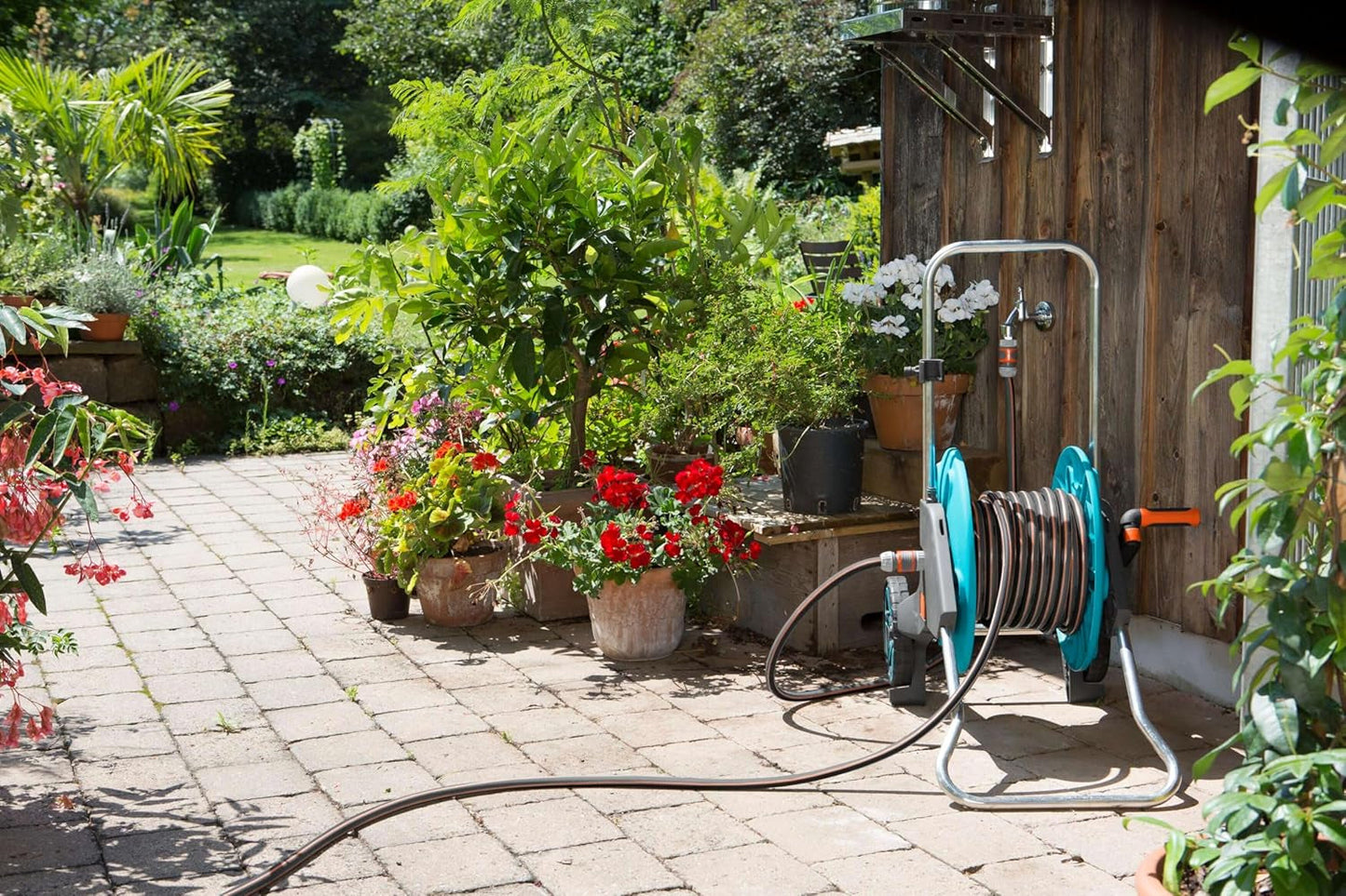 Tubo Gardena Comfort FLEX 19 mm (3/4 pollici), 25 m: Tubo da giardino flessibile e dimensionalmente stabile con profilo Power-Grip, realizzato in materiale a spirale di alta qualità, pressione di scoppio 25 bar, senza componenti di sistema (18053-20)