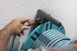 Avvolgitubo da parete Gardena Classic 60 con avvolgitubo guidatubo: Per un facile montaggio a parete, con sistema antigoccia, attacco ad angolo, grande capacità, salvaspazio (2650-88)