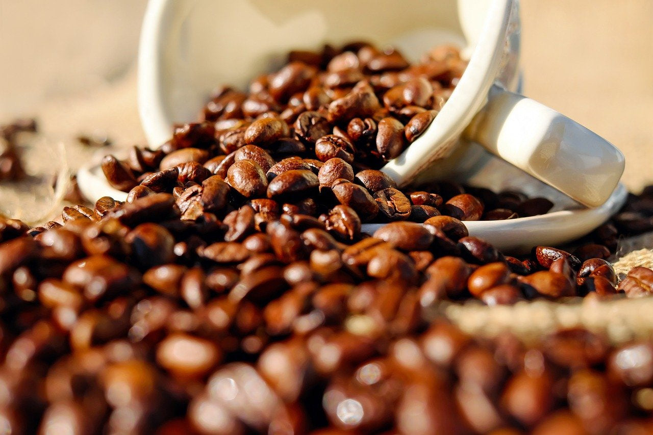 Caffè Poli Rosso | Espresso Tradizionale | Italian Espressobohnen | Ideale per Kaffeevollautomaten, Siebträger und Espressomashinen | 1x1kg