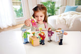 Set casa delle bambole pluripremiato della famiglia di bambole Hape, accessori unici per casa delle bambole in legno, gioco fantasioso, 6 membri della famiglia di bambole, dai 3 anni in su
