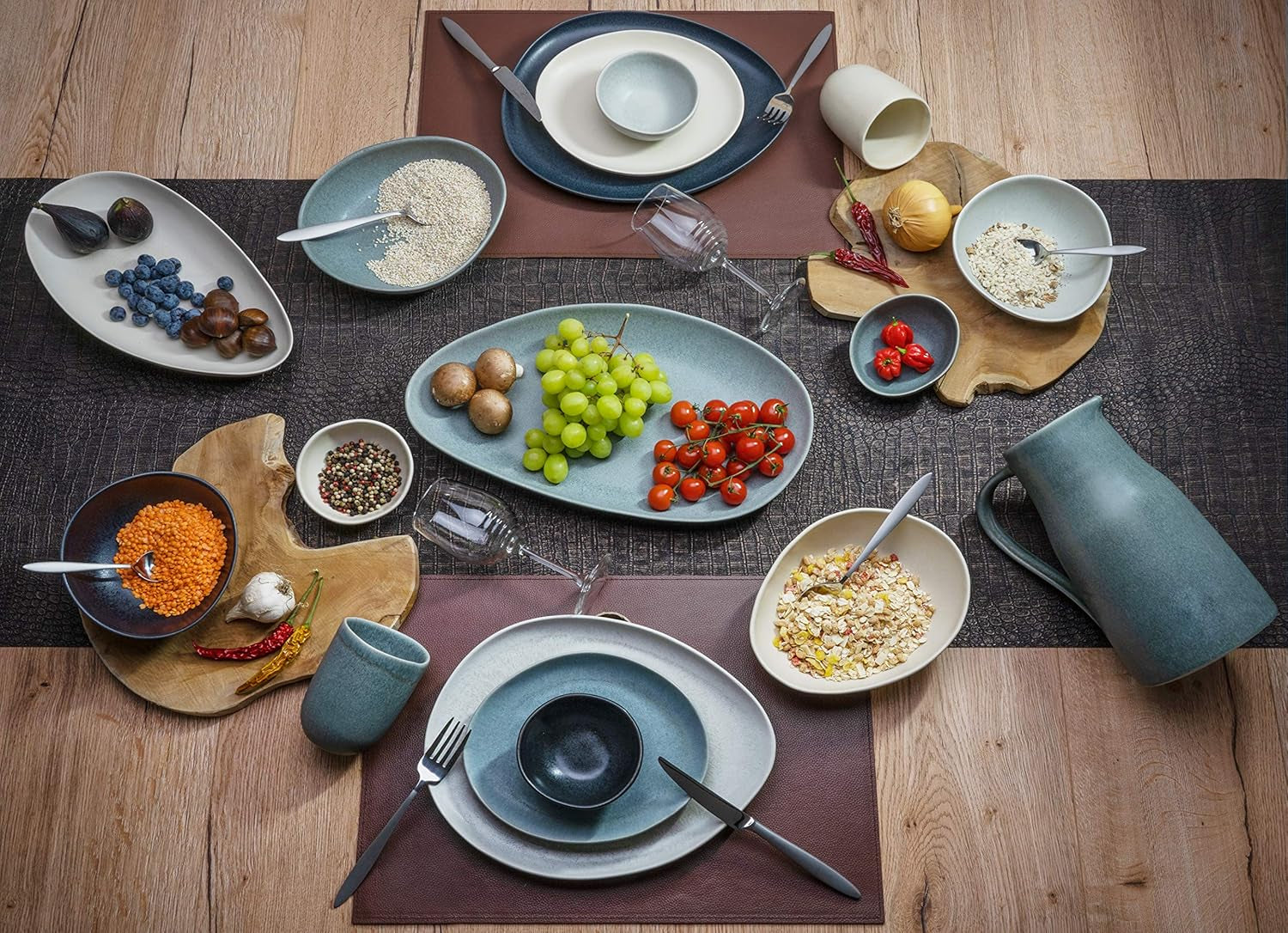 CreaTable, 22139, Serie PIETRA, Set di Stoviglie da 4 Pezzi per 4, Set di Piatti in Porcellana, Lavabile in Lavastoviglie e Utilizzabile nel Microonde, Prodotto in Europa
