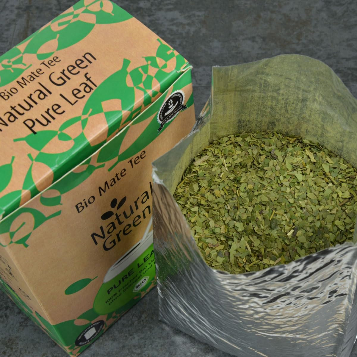 Delicatino - PURE LEAF verde naturale 500G, yerba mate biologica senza stelo, fresca e senza fumo, coltivata biologicamente, confezionata sottovuoto per la massima freschezza