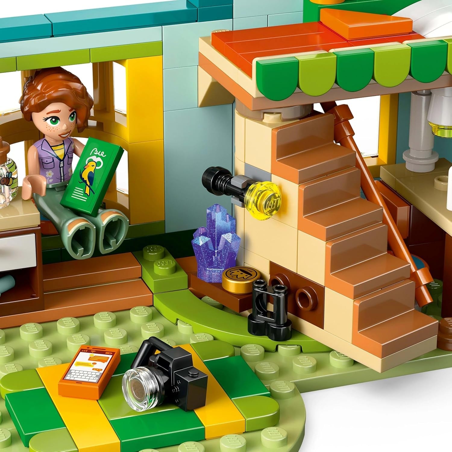 LEGO Friends La stanza dell'autunno Set da costruzione e gioco per giochi di ruolo creativi, set per ragazze dai 6 anni con 2 minifigure e un furetto, giocattolo educativo 42646 Set da costruzione Besuche den LEGO-Store