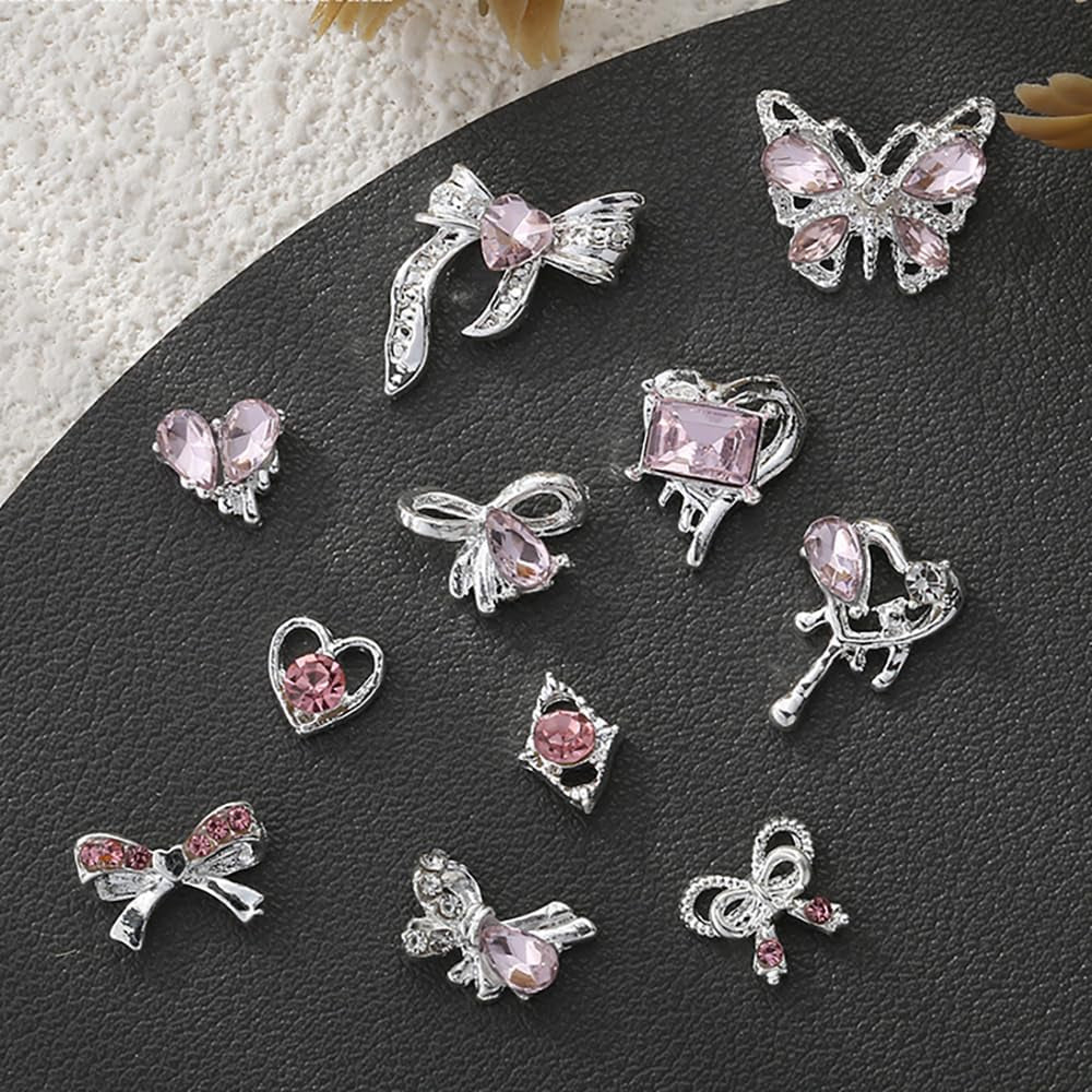 Luxus Rosa Diamant Nagel Charms Farfalla 3D Nail Art Charms Arco Nail Charms Y2K Cuore Charms Nägel Zubehör Schmetterling Herz Schleife Nageldesign Edelsteine ​​​​Strasssteine ​​​​Glitzersteine ​​​​Nagelschmuck
