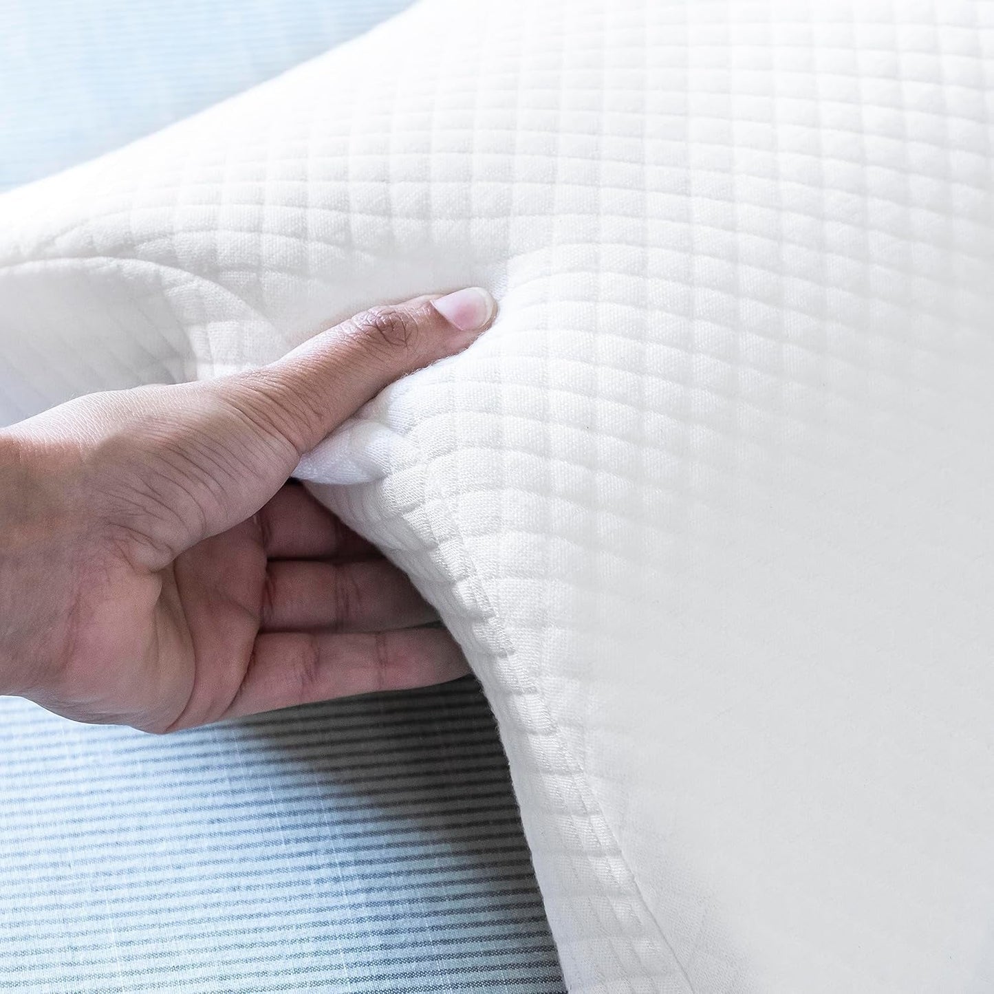 InnovaGoods - Cuscino cervicale viscoelastico per coppia, Design ergonomico per il relax di coppia, Memory foam per alleviare la pressione, Rivestimento sfoderabile, Bianco, 36 x 12,5 x 30,5 cm, Memory foam