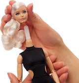 Barbie Basics Model 2 bambola da collezione con capelli biondi, miniabito nero e stivali da gladiatore, taglia unica per tutti i gusti, corpo articolato e testa intercambiabile, JBH71