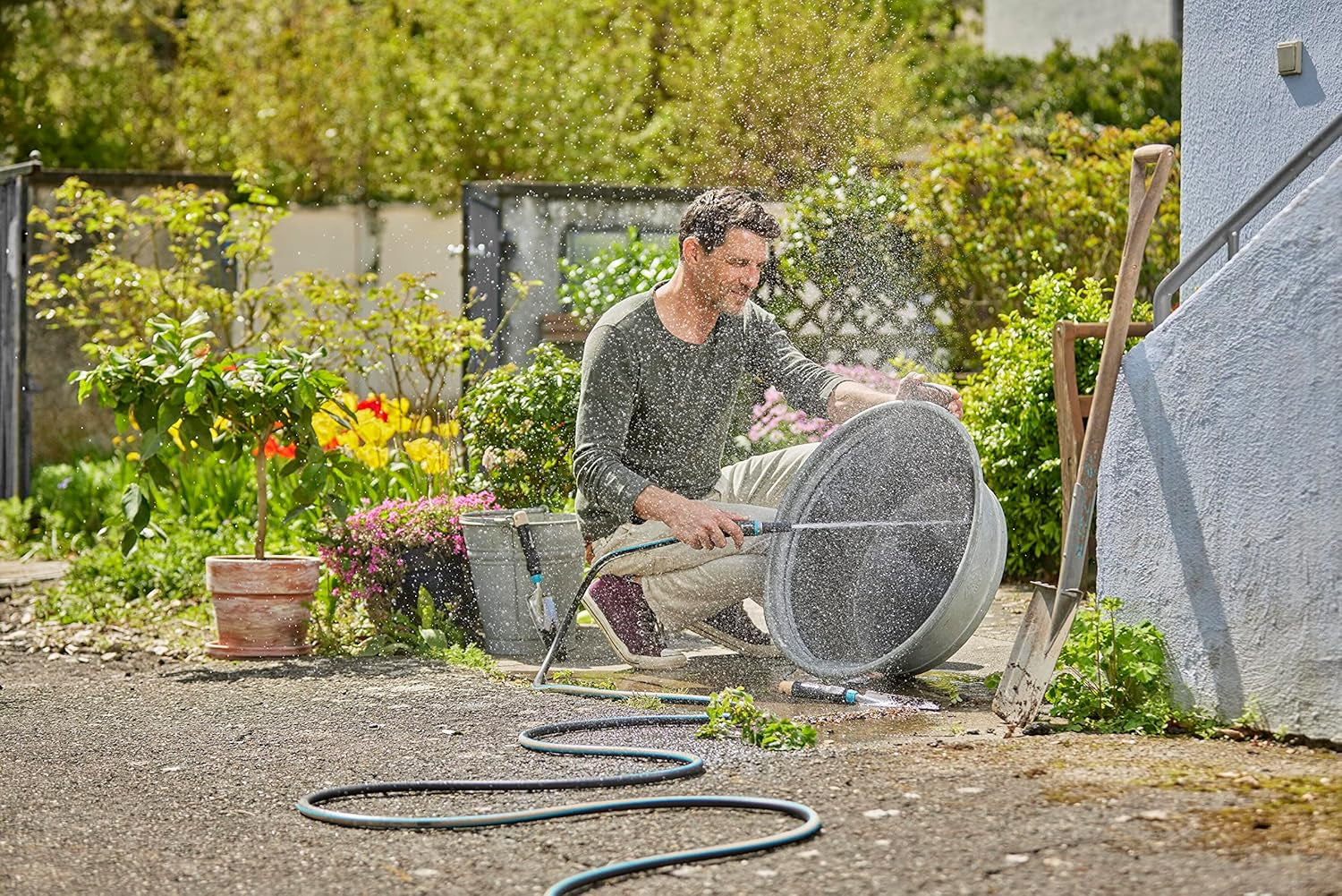 Tubo Gardena EcoLine 1/2 pollice, 20 m senza componenti di sistema: tubo da giardino sostenibile in plastica riciclata, privo di ftalati e sostanze nocive, forte funzione di presa, resistente al gelo e ai raggi UV (18930-20)