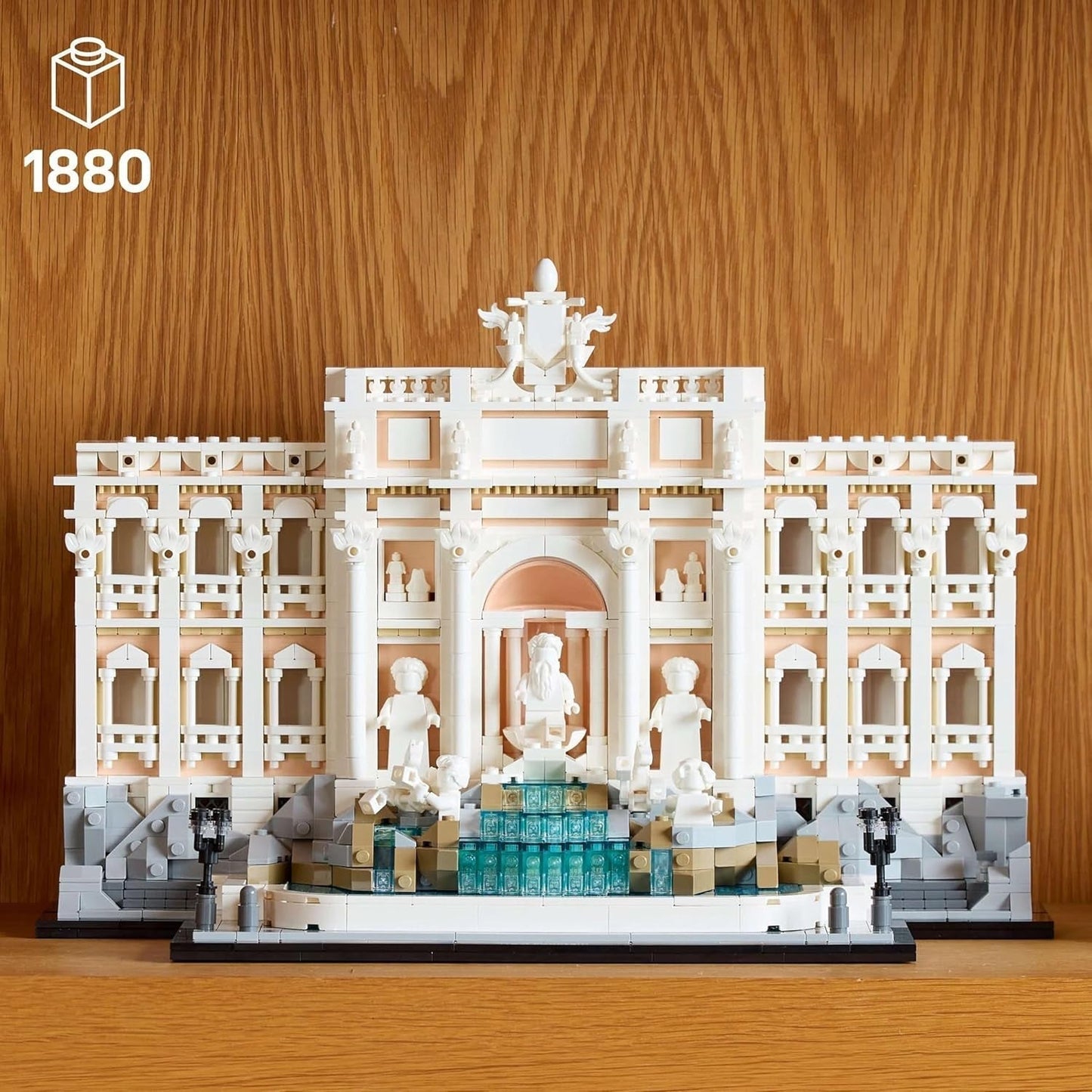 LEGO Architecture Fontana di Trevi - Modello di un punto di riferimento a Roma con sculture di Minifigure - pezzo da collezione per ufficio e soggiorno - regalo per adulti e amanti dell'architettura 21062 Set da costruzione Besuche den LEGO-Store