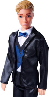 Simba 105733629 - Steffi Love Kevin Affascinante bambola da 30 cm che indossa un abito elegante con papillon e gilet, dai 3 anni in su