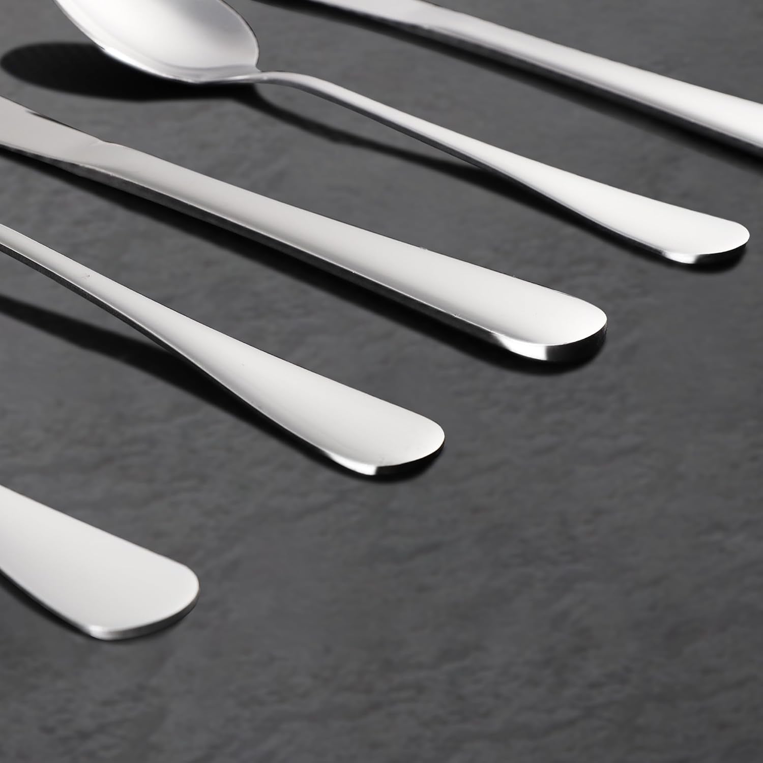 Set posate Kitchenboss per 6 persone: Set posate 20 o 30 pezzi Kitchen Naty Shop