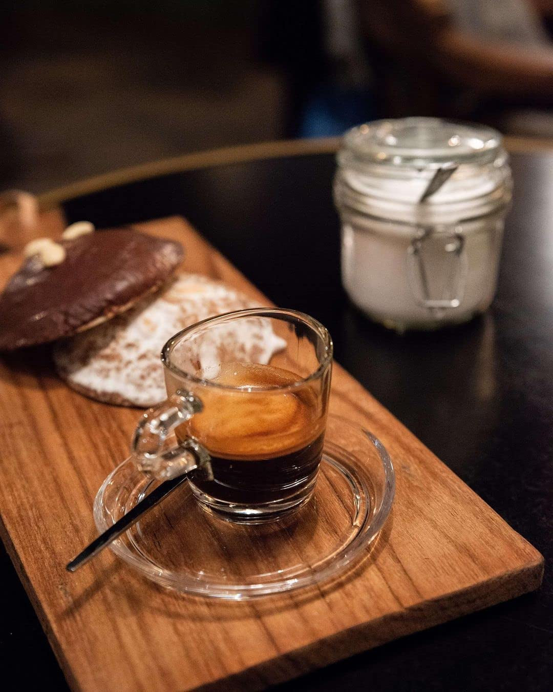 Espresso N°10 di Coffee858 - Miscela di caffè espresso forte e speziata, composta da 70% di chicchi di Arabica del Brasile e 30% di Robusta (1000 g)