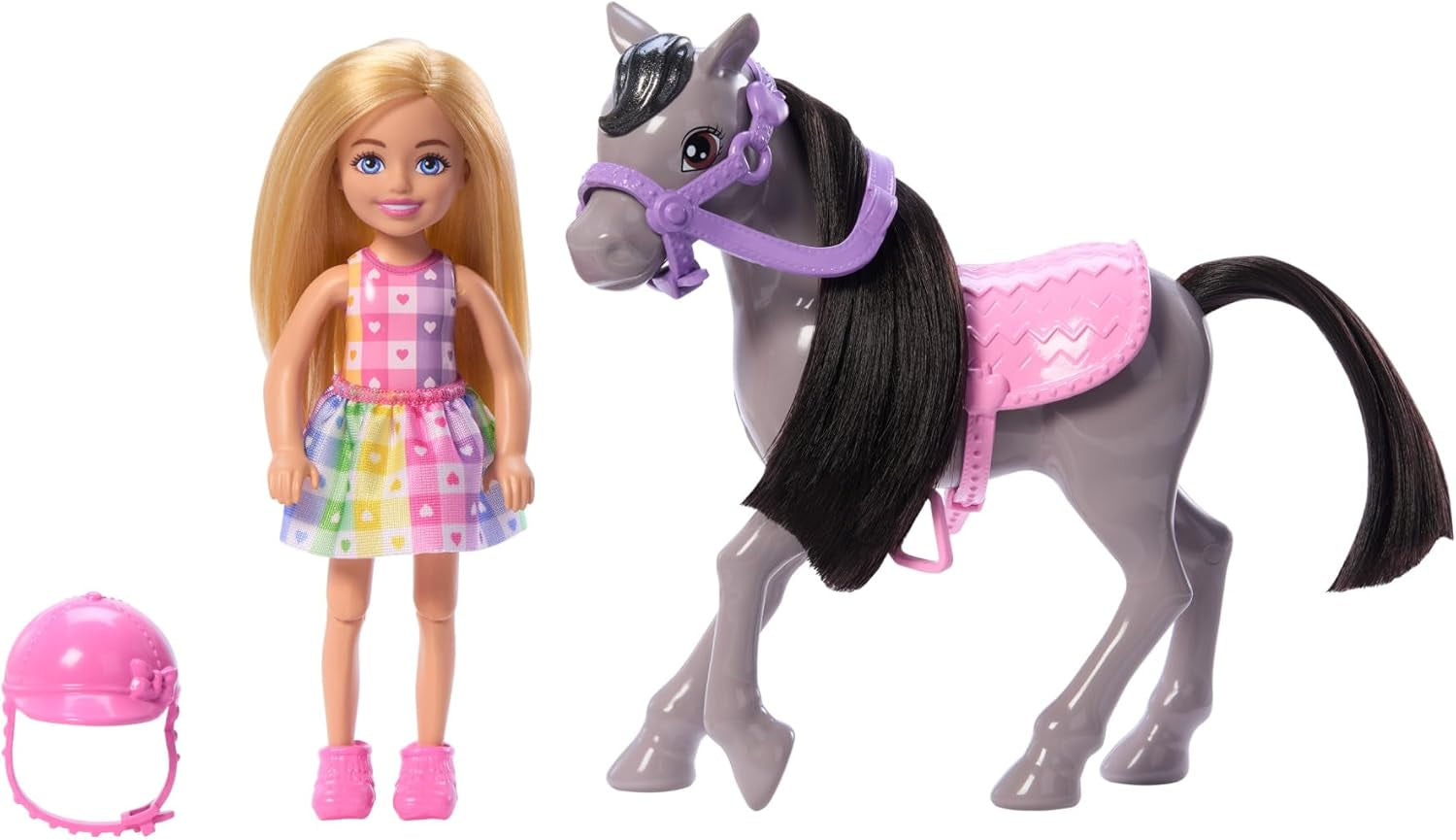 Barbie Chelsea e Pony - Allaccia le cinture per giocare e cavalcare in tutta sicurezza, sella e gradini rosa, include casco e grazioso vestito scozzese, dai 3 anni in su, HTK29