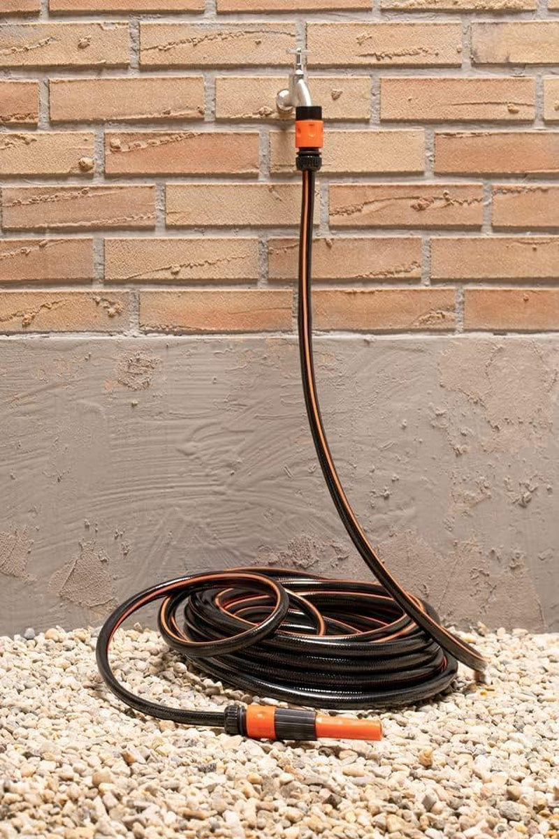 BLACK+DECKER Tubo da Giardino 15 metri - Ø13MM - PVC resistente - Irrigazione del giardino, lavaggio dell'auto, riempimento della piscina - Compatibile con qualsiasi rubinetto standard - Nero/Arancione