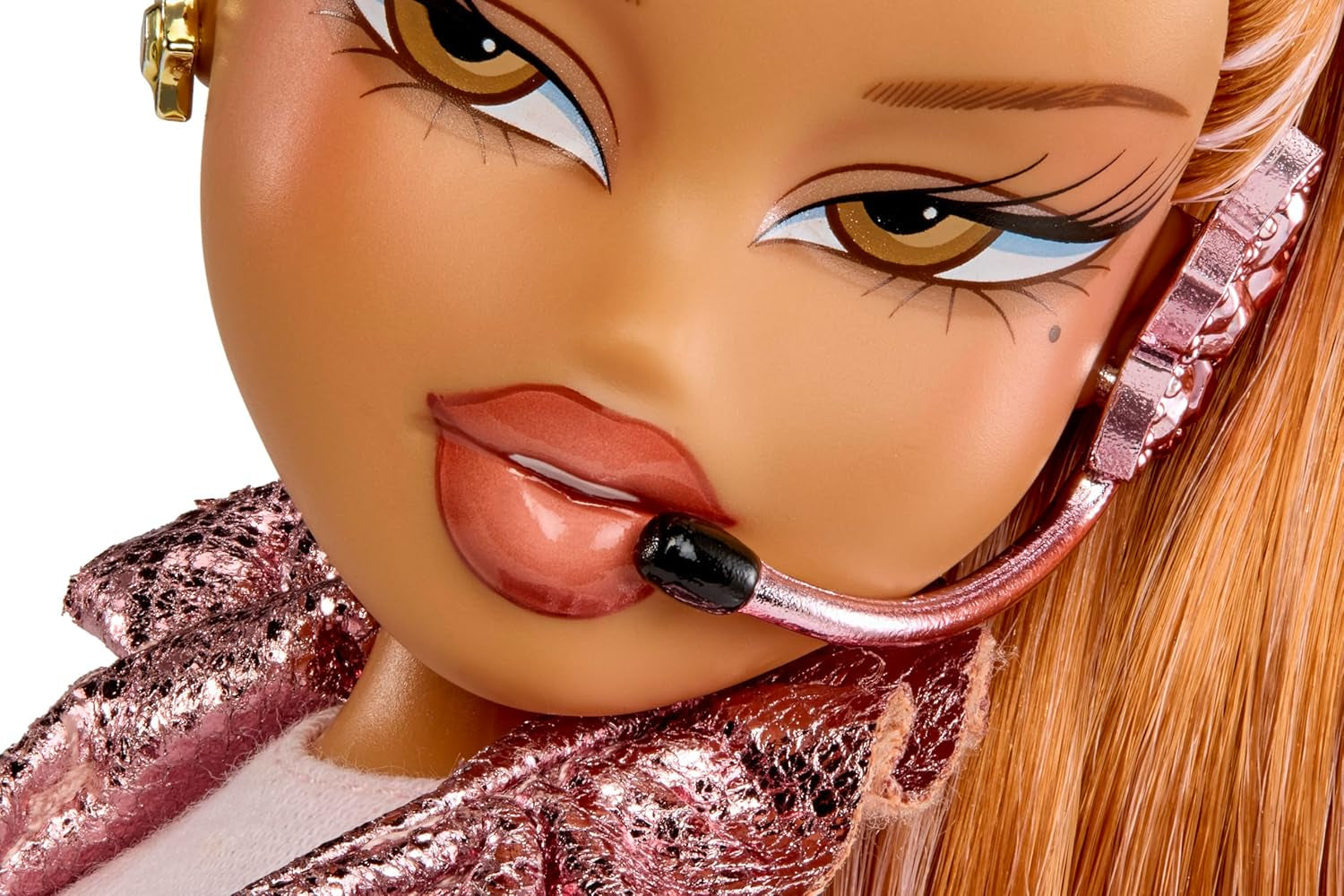 BRATZ Pop Starz Yasmin – Bambola alla moda con ciondolo da collezione, vestito e accessori musicali