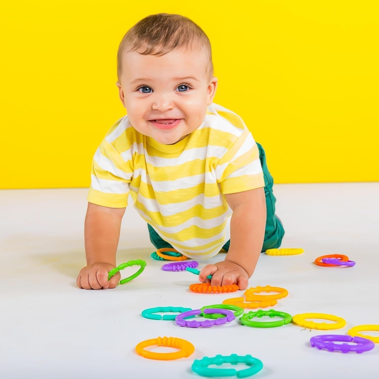Bright Starts, Oball, Maglie di Collegamento per Catena per Passeggino, Molte Maglie, Pieghevole, Facile da Fissare, Facile da Pulire, Perfetto per i Viaggi Bebe Toys Naty Shop