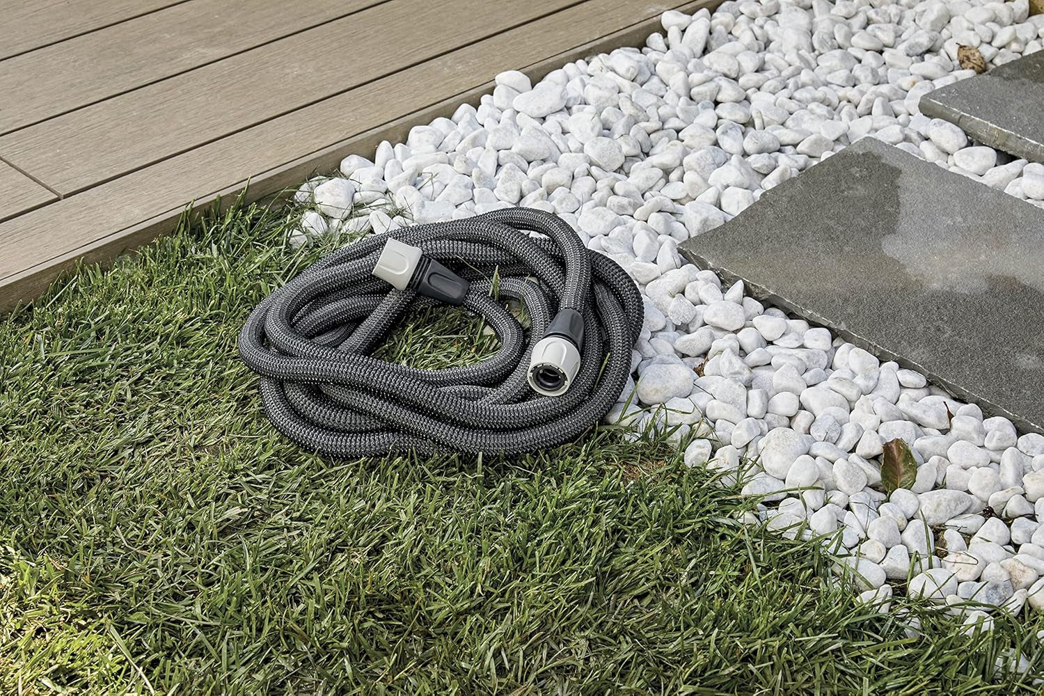 GF SRL, Aquapop Grey Easy 10, tubo trecciato autoestensibile da 10 metri, made in Italy, con mini spruzzatore e raccordi per irrigazione giardino, grigio scuro