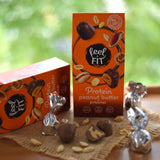 Feel FIT Praline proteiche al burro di arachidi in cioccolato al latte di alta qualità, senza zuccheri aggiunti, 17% di proteine, senza glutine 66g (1 confezione)