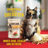 Shelma Cibo umido per gatti con tacchino in salsa di pomodoro ed erbe aromatiche - Alimento completo senza cereali con alto contenuto di carne - 28 x 85 g (2,38 kg)