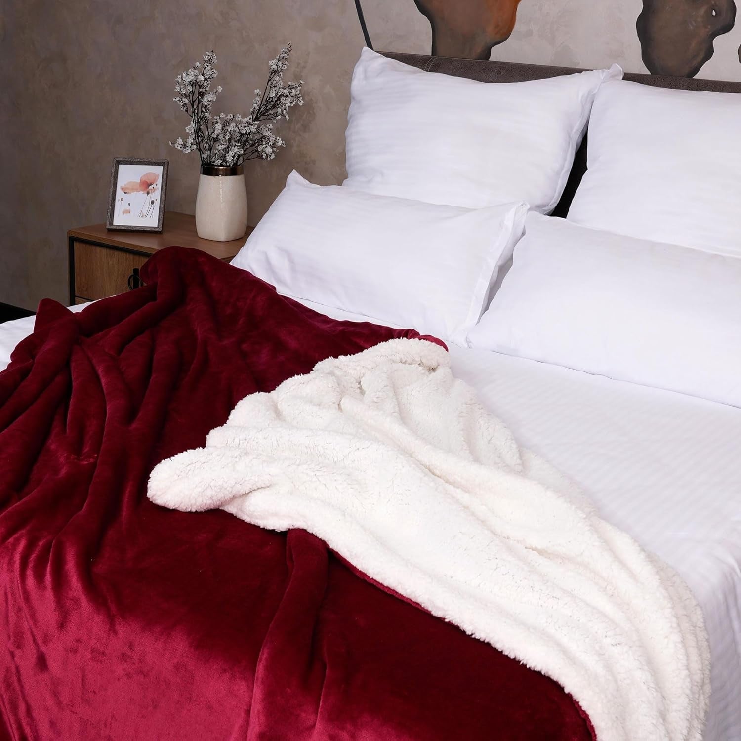 Komfortec accogliente coperta 150X200 Cm, soffice coperta in pile certificata Oeko-Tex, calda coperta sherpa per il divano, coperta spessa per il divano, Letti e coperte bordeaux Besuche den Komfortec-Store