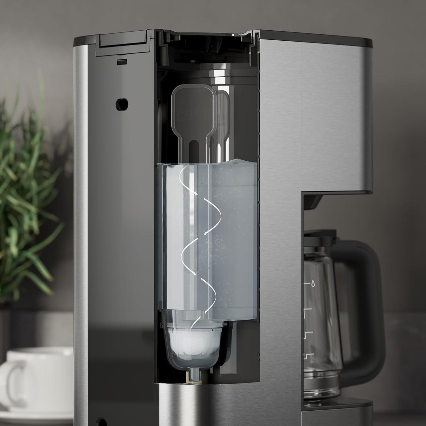 Macchina per caffè espresso AEG Deli 5, 1,5 l, timer programmabile, funzione di mantenimento in caldo, arresto di sicurezza, indicatore del livello dell'acqua, dosaggio ottimale, funzione antigoccia, acciaio inossidabile, CM5-1-6ST