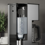 Macchina per caffè espresso AEG Deli 5, 1,5 l, timer programmabile, funzione di mantenimento in caldo, arresto di sicurezza, indicatore del livello dell'acqua, dosaggio ottimale, funzione antigoccia, acciaio inossidabile, CM5-1-6ST