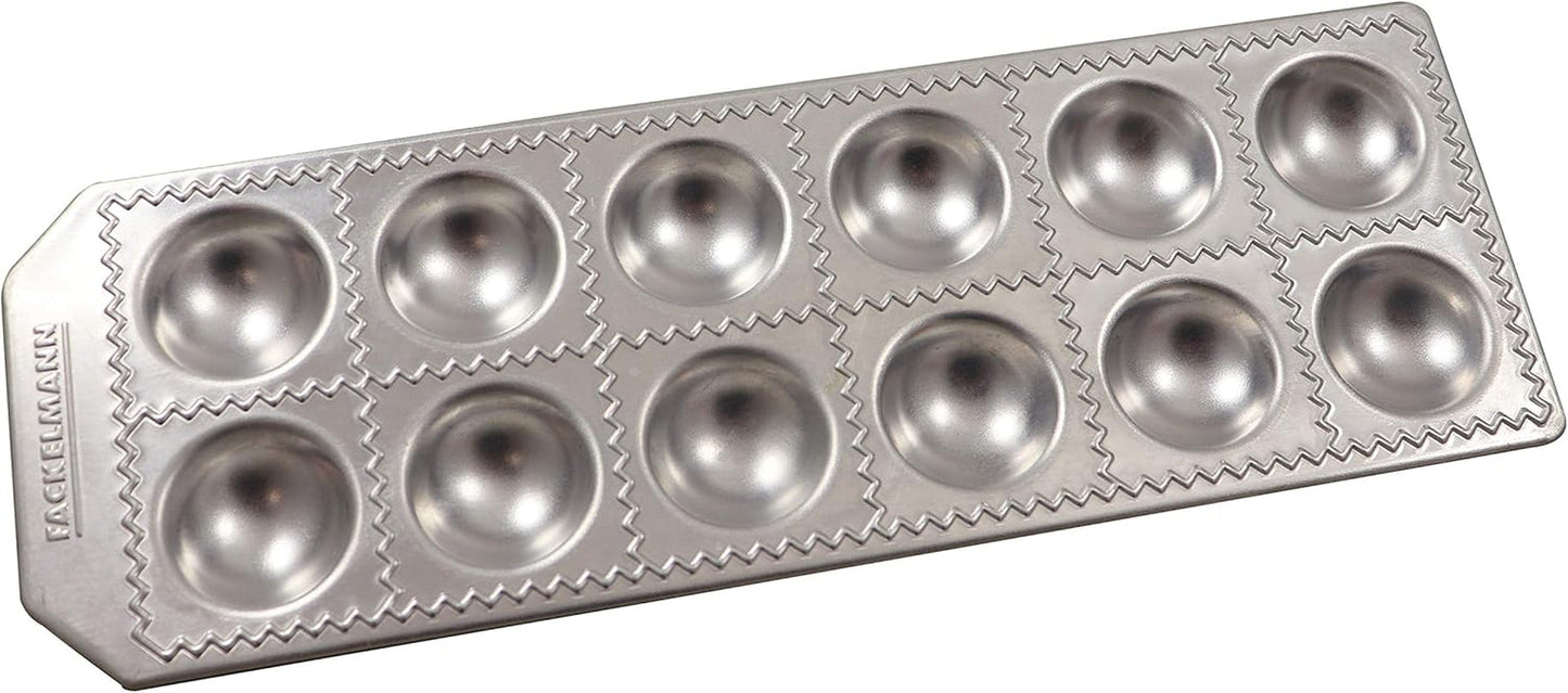 Fackelmann 40926 Stampo per ravioli fatti in casa, forma rotonda, 12 cavità, 34 x 11,5 x 2 cm, Sybaris, (colore: argento), quantità: 1 pezzo, alluminio