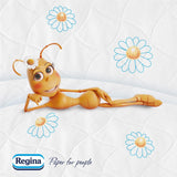 Regina Cartacamomilla - Carta Igienica 8 Rotoli, 300 Soffici Fogli, 3 Veli, Morbida e Resistente, Confezione in Carta Riciclabile