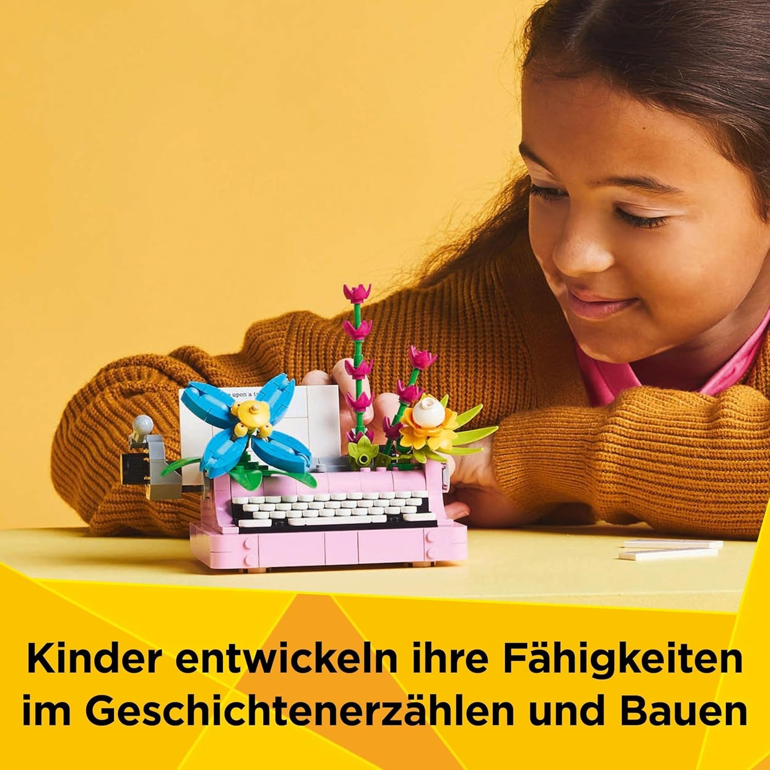 Macchina da scrivere LEGO Creator 3In1 con fiori - giocattolo trasformabile in modello Keytar o in vaso da fiori con quaderno e penna - set di costruzione - regalo per ragazze e ragazzi a partire da 8 anni 31169 Set di costruzione Besuche den LEGO-Store