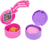 CASA DELLE BAMBOLE GABBY'S DREAMWORKS - Camera Deluxe, pasticceria Cakey, cucina Kuchi (rumeno: Cakey), 3 mobili e 2 scatole a sorpresa con accessori, adatta a bambini dai 3 anni in su