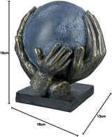 Casablanca design moderno GILDE Deco Scultura Figura Salva il mondo - Globo nelle mani - Altezza 19 cm Statue e sculture Naty Shop
