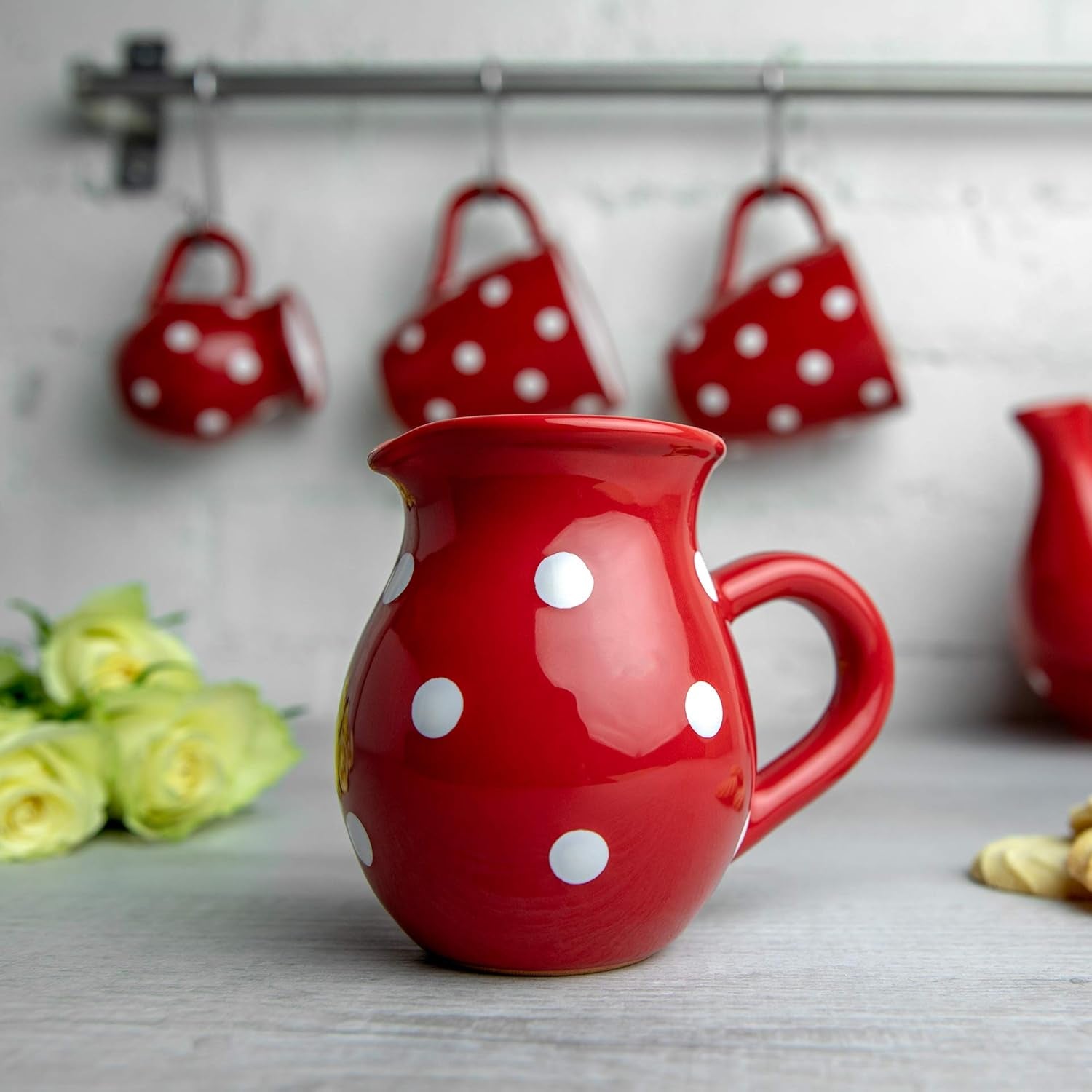 City to Cottage® - Set da tè grande | Rosso e bianco | Punti | Fatto a mano | Teiera in ceramica 1,7 litri, lattiera, zuccheriera