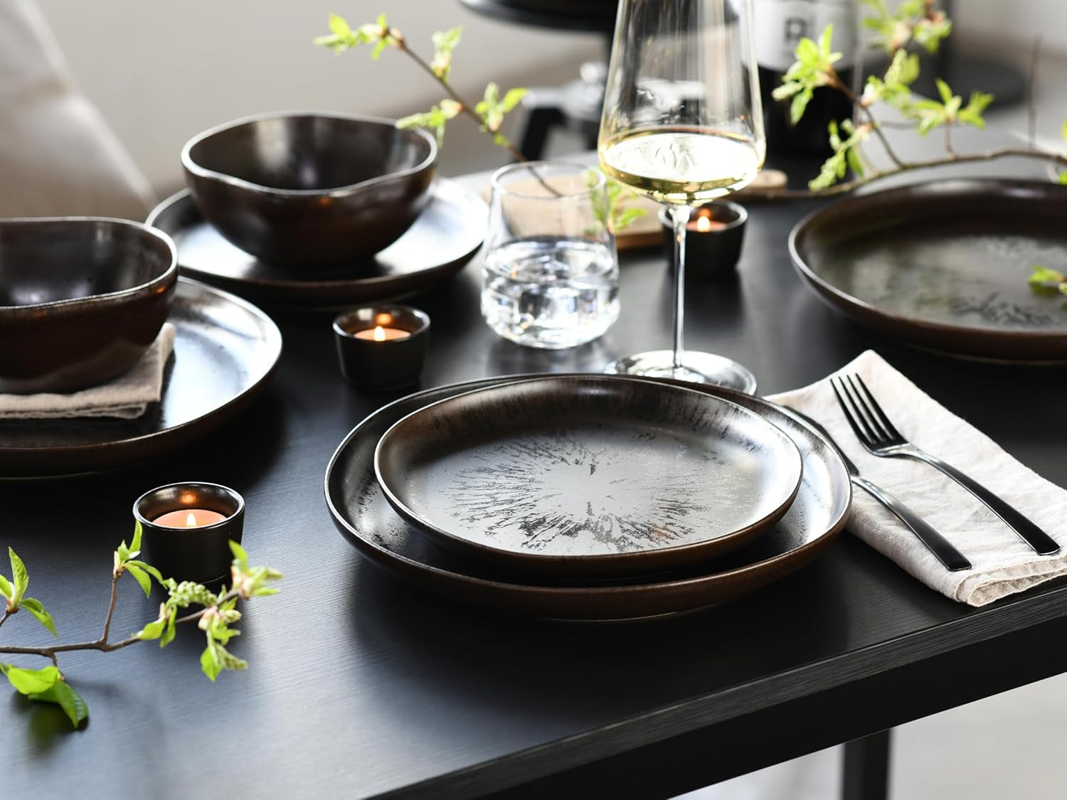 CreaTable, 21249, serie Natura Organic RUSTY, set di stoviglie da 12 pezzi per 4 persone, set di piatti in porcellana, lavabile in lavastoviglie e adatto al microonde, prodotto in Europa