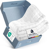 Coperta terapeutica da 7 kg I 135X200 Cm I Per un sonno ristoratore I Coperta ponderata di alta qualità in cotone traspirante I Antistress e terapeutica - Inclusa scatola di imballaggio con maniglia per il trasporto Letti e coperte Besuche den müüd-Store 135 X 200 Cm 7,0 Chilogrammi