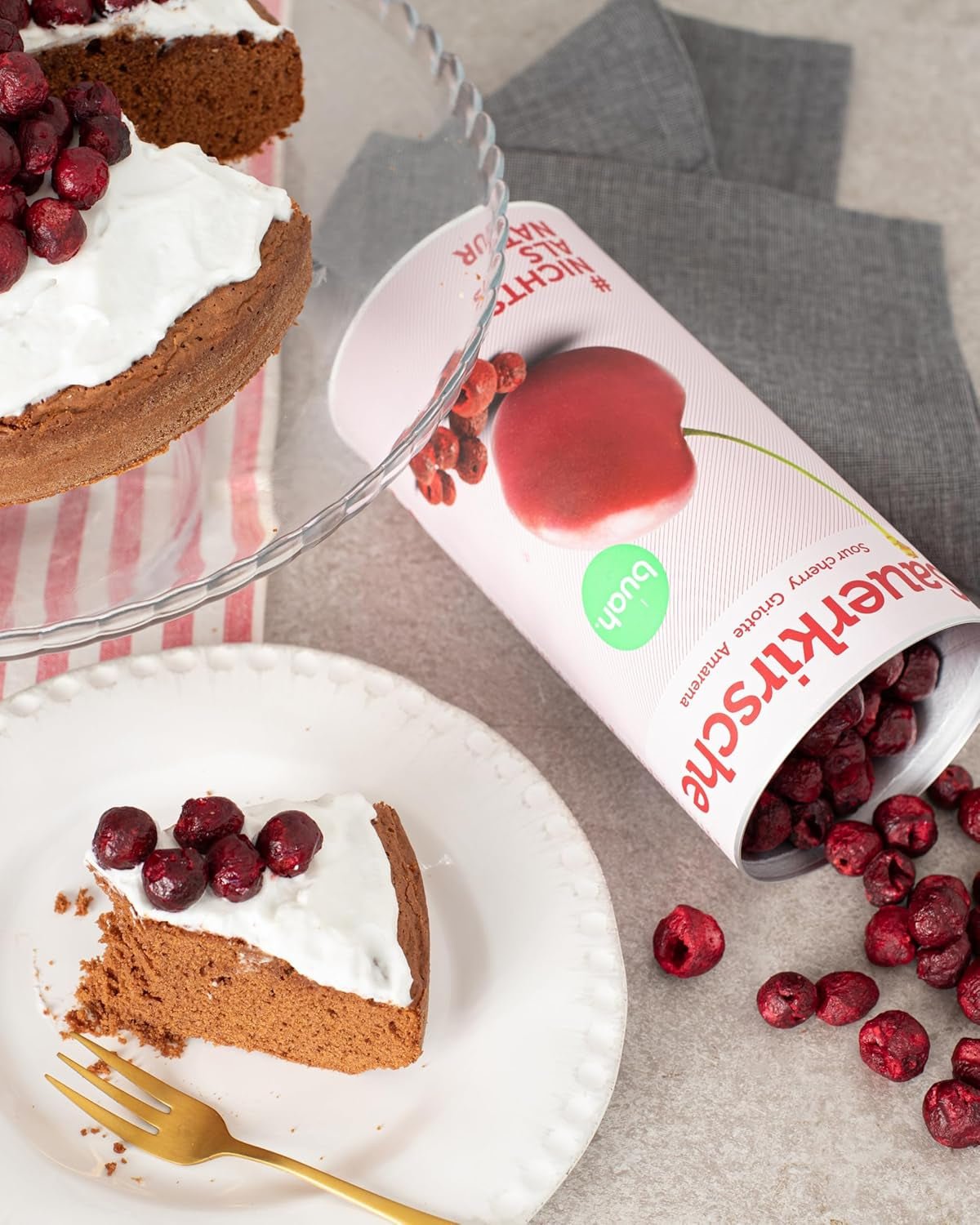 Ciliegie amare liofilizzate BUAH® | Ciliegie amare intere come spuntino o per il muesli | Sostituto ideale per caramelle | Vegano e senza zuccheri aggiunti | Prodotti disidratati Naty Shop da 135g