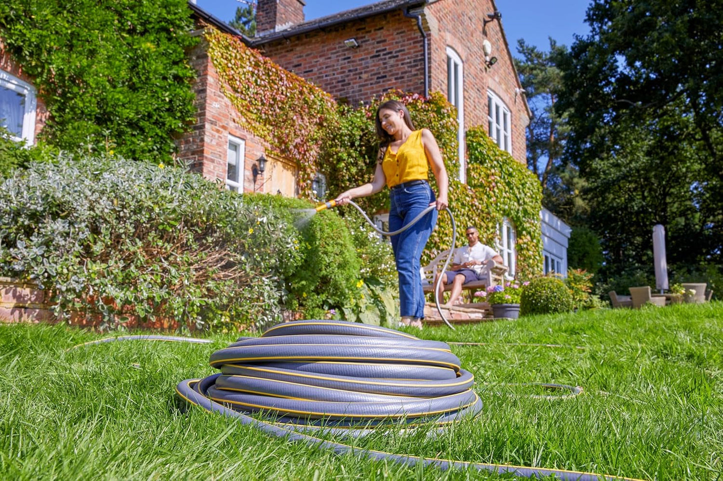 Tubo HOZELOCK - Ultramax 12,5 mm x 30 m, fino al 70% di PVC riciclato, robusto, resistente alle intemperie, antitorsione, resistente alla piegatura e allo schiacciamento, grigio