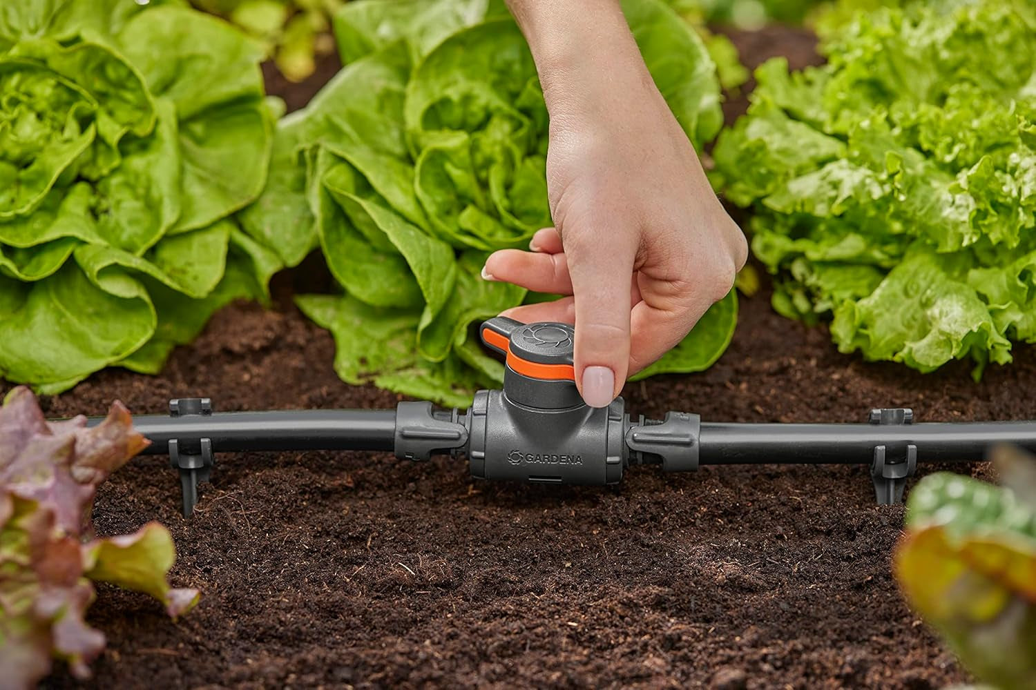 Valvola di regolazione e intercettazione Gardena Micro-Drip-System 13 mm (1/2 pollice): semplice chiusura dei tubi e regolazione continua del flusso d'acqua, accessorio per la posa dei tubi gocciolanti (13207-20)
