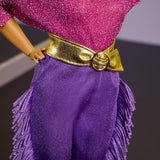 Barbie Signature Debbie Allen Tribute Collection Doll con top con spalle scoperte, cintura dorata e pantaloni e leggings con frange viola, JBJ24