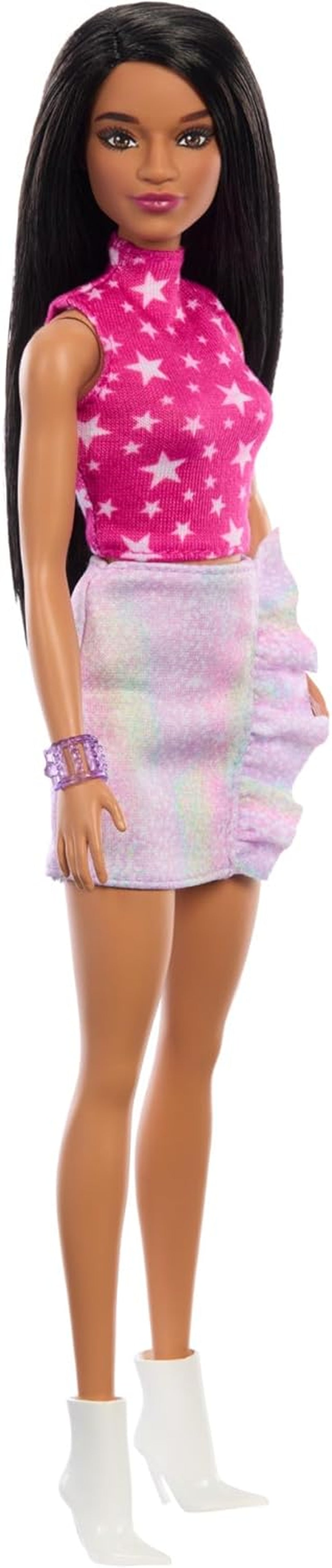 Bambola Barbie Fashionistas n. 215 con capelli neri e lisci, top con motivo a stella rosa e gonna iridescente, bambola di moda da collezione per il 65° compleanno, titolo predefinito HRH13 Naty Shop Dolls