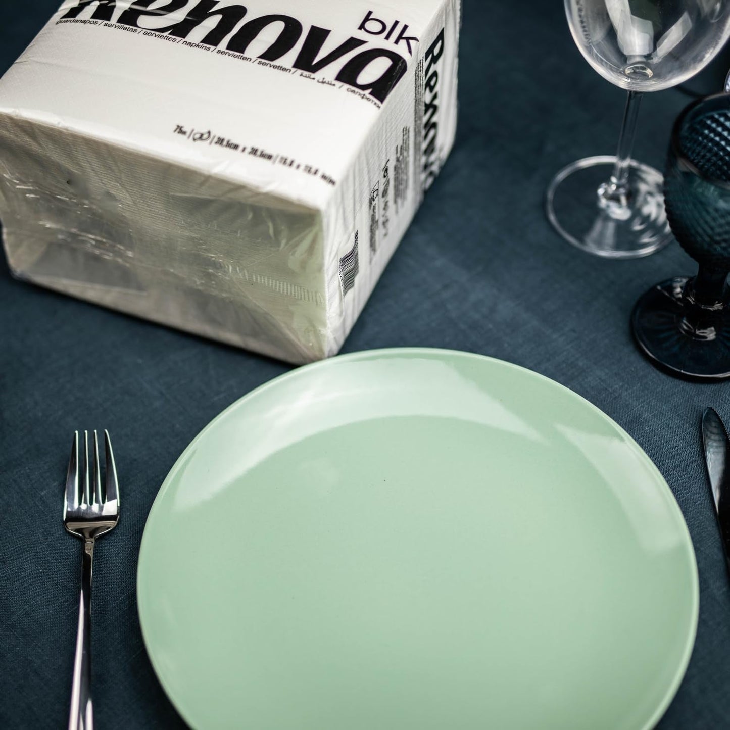 Tovaglioli di carta bianchi grandi Renova, 75 tovaglioli
