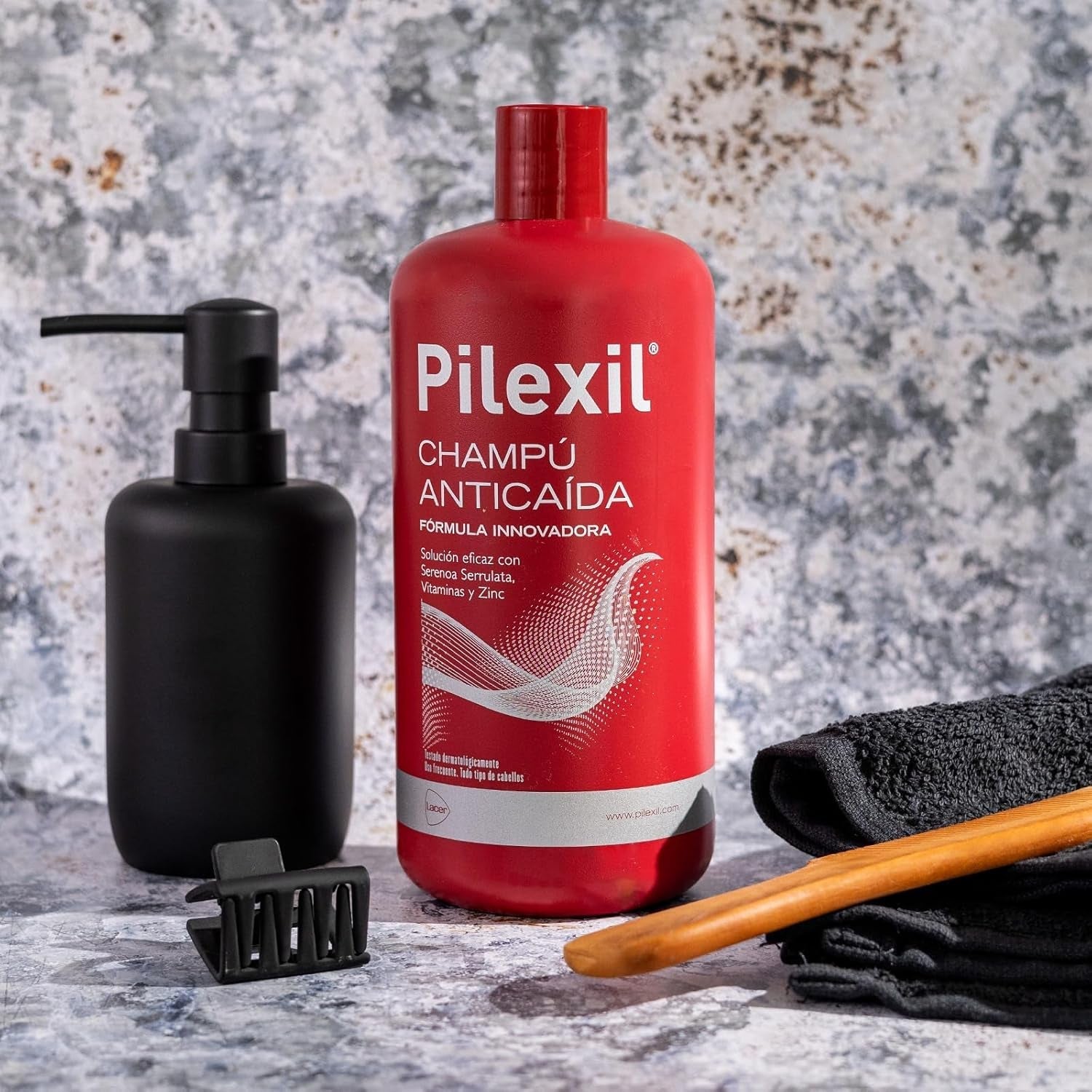 Shampoo Lacer contro la caduta dei capelli 900 ml Lacer cura dei capelli