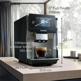 Macchina per caffè espresso automatica Siemens EQ700 classic TP715D01, controllo tramite app, cold brew, display touch intuitivo, fino a 10 creazioni di caffè individuali come preferite, pulizia automatica a vapore, 1500 W, grigio argento