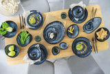 SANGER | Tokyo Set di stoviglie Set di stoviglie in gres da 12 pezzi per 4 persone, inclusi piatti piani, piatti da dessert e ciotole, blu scuro con accenti neri | LA COLLEZIONE PREMIUM