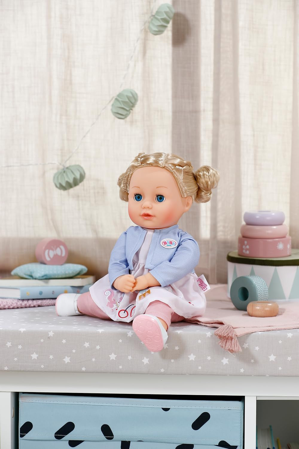BABY nata Sophia Rose - bambola morbida da 36 cm - Bambola con capelli biondi di alta qualità e occhi assonnati - Adatta a bambini da 1 anno