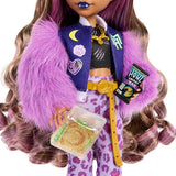 Monster High Clawdeen Lupo Bambola con Cucciolo Mezzaluna e Accessori come Zaino, Calendario, Snack e Altro, HRP65