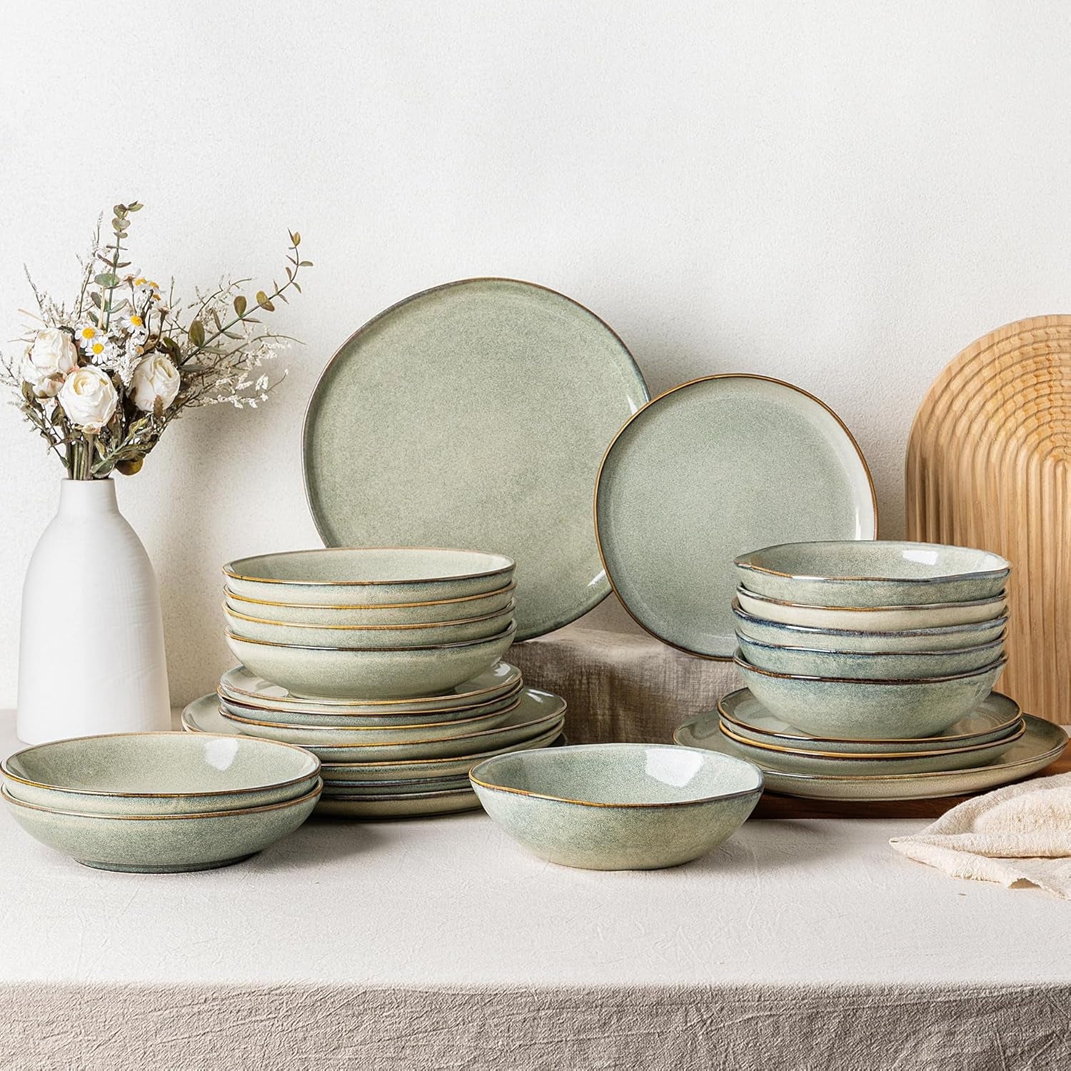 GBhome Set di stoviglie in ceramica per 6 persone, smalto reattivo da 24 pezzi, fatto a mano, adatto per microonde e lavastoviglie, set di ciotole e piatti, Desret Sage GDW007GY-24P-EU
