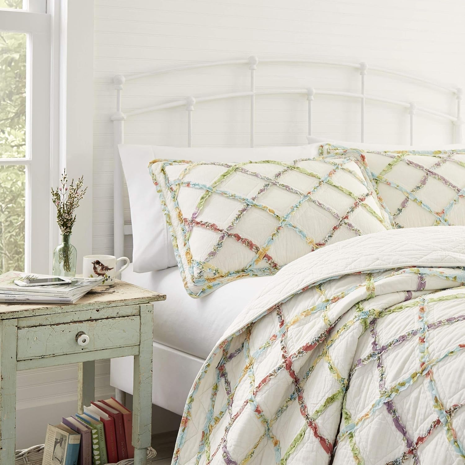 Laura Ashley Trapunta Home Rüschen Garden Collection, 100% cotone, Ultra morbida, Per tutte le stagioni, Reversibile, Elegante, Letto matrimoniale, Colore Crema (197783) Piumini e trapunte Naty Shop
