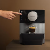 Macchina per caffè espresso compatta Cecotec Cremmaet Cube, 1350 W, sistema di pressatura 10 g, sistema di pre-infusione, 19 bar, sistema di blocco termico, 5 impostazioni di macinatura, pannello di controllo touch